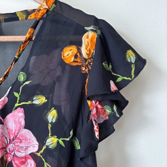 Pinko Babette Flutter Sleeve Floral Blouse Sz 10 - Picture 3 of 8